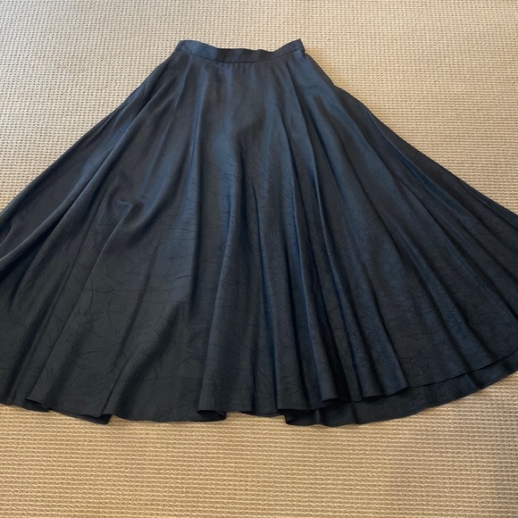 Arden B Dresses & Skirts - ARDEN B MAXI BLACK SILKY SKIRT WITH ZIPPER IN BACK